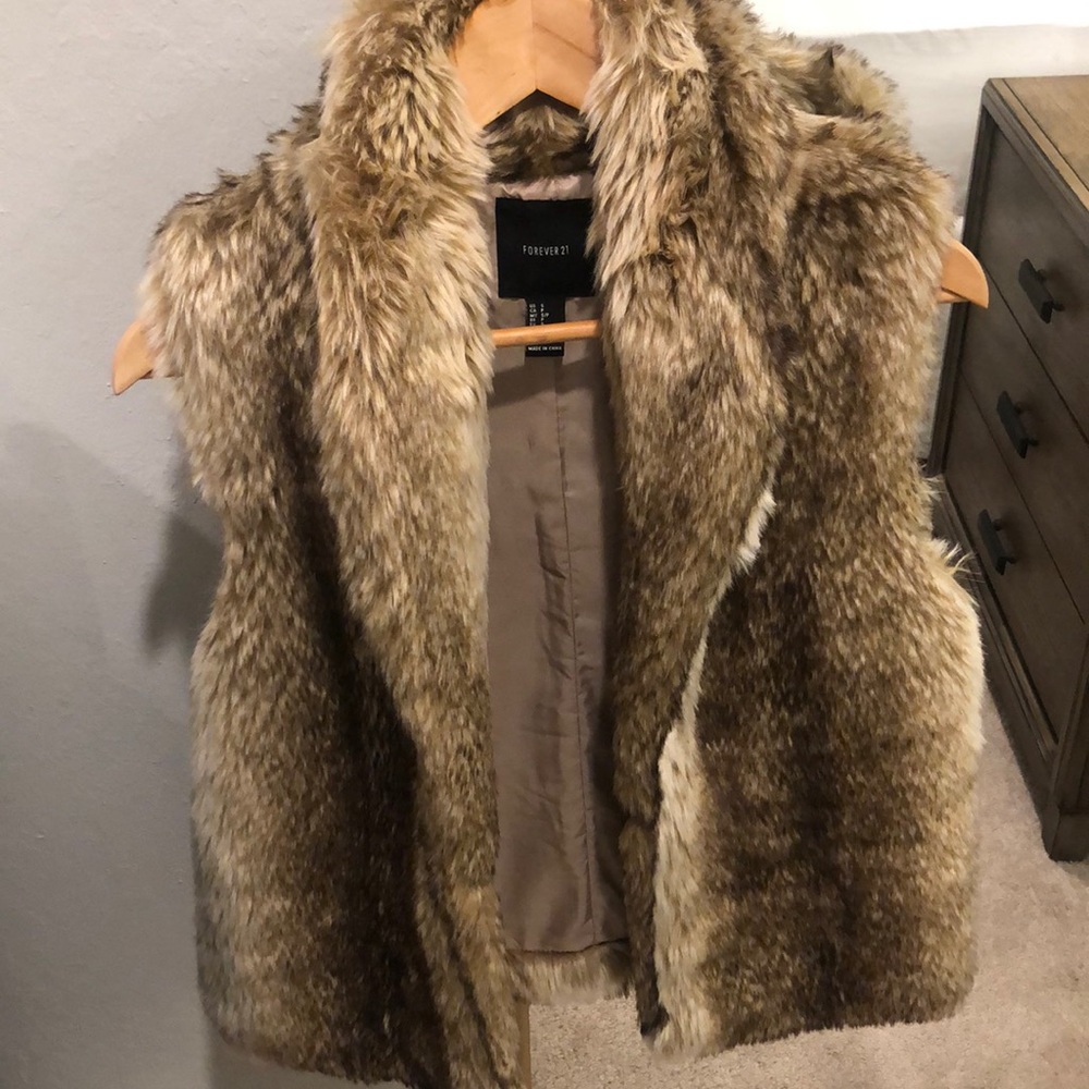 Forever 21 Faux-Fur Vest